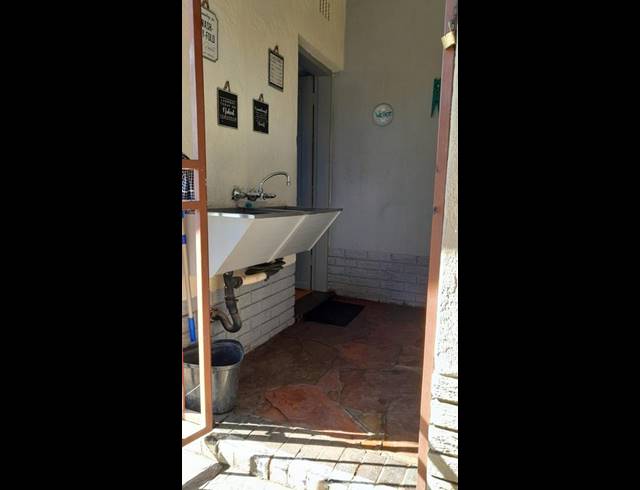 3 BEDROOM PROPERTY TO RENT IN BRENTHURST